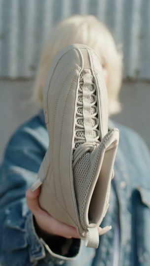 Billie Eilish ha pubblicato una preview della collab per Air Jordan