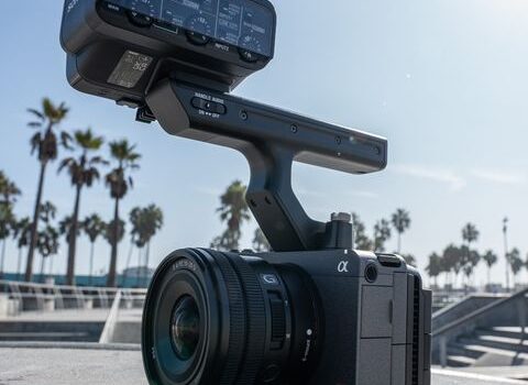 Sony lancia la FX30 una Cine Cam APS-C rivolta ai nuovi cineasti